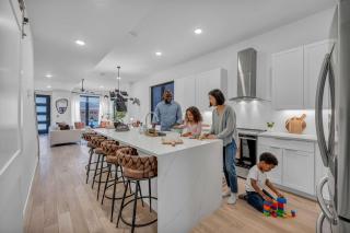 Tremont Modern Stay Gym Sleeps 8 - 8