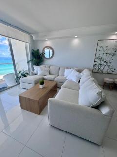 Beachfront Miami Beach Condo, Ocean View & Valet Parking - 5