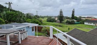 Kingfisher Beach house with sea view - 2