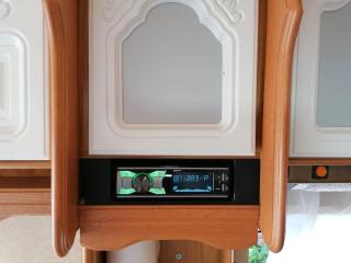 Karavan v kempu Merkur - 1