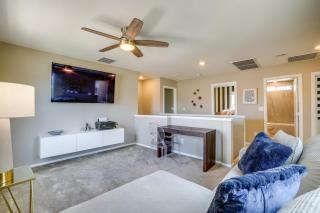 Stylish Family Home w/ Playground in Las Vegas - 7