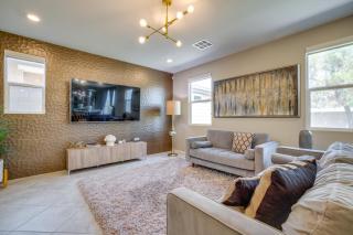 Stylish Family Home w/ Playground in Las Vegas - 6