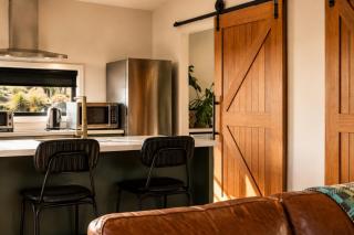 Red Hut - touch of luxury - Twizel - 8
