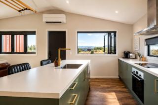 Red Hut - touch of luxury - Twizel - 5