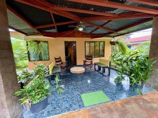 Casa Campo Flor Bella · A/C · Kitchen · La Fortuna - 9