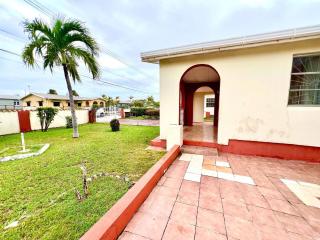 Hy-De-Way 3BR Near Miami Beach Oistins - 3