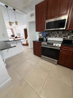 Miami Home 5 Mins Cruise Port MIA Airport Brickell Bayside Downtown Beach - 5
