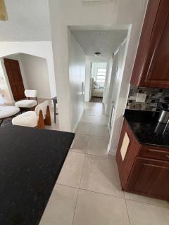 Miami Home 5 Mins Cruise Port MIA Airport Brickell Bayside Downtown Beach - 1
