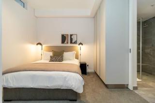 Centrally Located 23Th Floor Spectacular Views - 1