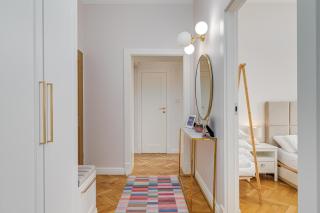 Quiet luxury at the Royal Route in Warsaw - 6