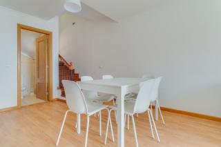 Esfera I Calm Stay With Parking & Workspace - 1