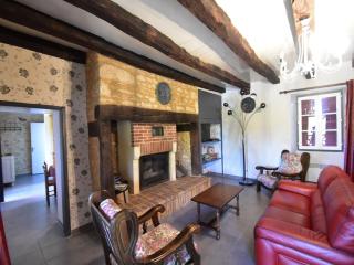 Comfortable holiday home with private pool - 9