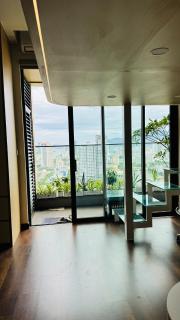 Panoma 2-story apartment with a beautiful view and high-end furniture - 8