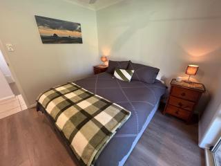 Hop, Skip and a Jump - Entire vacation home on acreage - 5