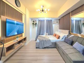 1415T4 Avida Riala IT Park Tower 4 New Unit 50 Smart TV - 0