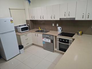 Family Transit Home, Executive Serviced Apartments, Port Moresby - 6