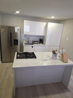 Spacious 3BR Home at Palm Beach for Family and Friends - 7