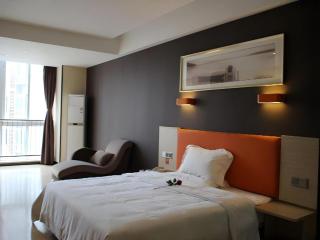 7 Days Premium Jingjiang Fuhai New World Automobile Terminal Branch - 8