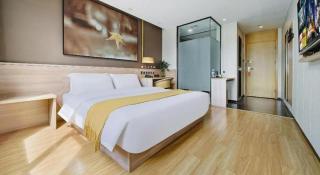IU Hotel Chengdu Jianyang Xiongzhou Plaza - 9
