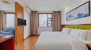 Jtour Inn Huanggang Wuxue City Square - 2