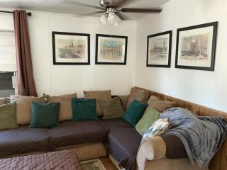 Sunsets and City Lights 3BD 2Bath - 3