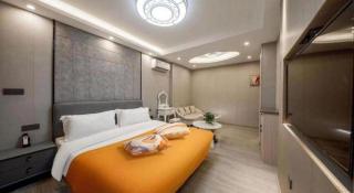 Shell Hotel Shanghai Oriental Pearl Tower Century Avenue Metro Station - 7
