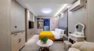 Shell Hotel Shanghai Oriental Pearl Tower Century Avenue Metro Station - 4