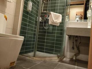 GreenTree Inn Express Beijing Fangshan District Doudian Road Jin Yuan - 6