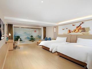 Vienna Hotel Sichuan Ganzi 318 National Highway Yajiang - 3