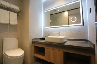 GreenTree Inn Xiaoyi Wanda Plaza - 7