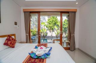 Cecillia Guesthouse Canggu - 2