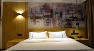 City Comfort Inn Wuhan Optics Valley OuYada Yangjiawan Metro Station - 7