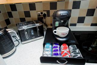 The Cheshire ABode- Central Warrington- Garden Games Room-Sleeps 5 - 2