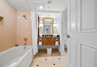 CozySuites at Showboat - 2