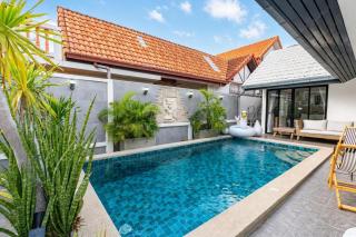 Luxury Pool Villa Pattaya Center C8 - 4 Bedroom - 6