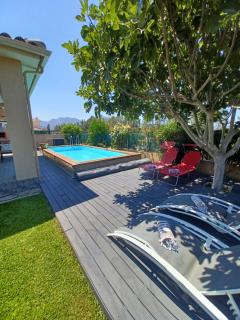 maison cosy climatisée avec piscine et jardin - 1
