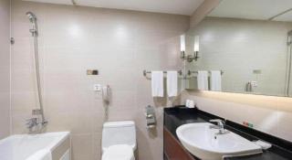 Linyi Blue Horizon Intenational Hotel - 1