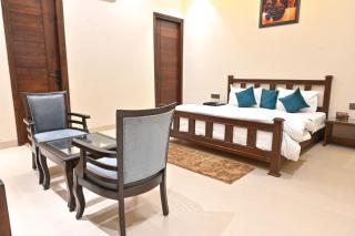 Sukuun Villa Airport Road #Luxury Pool Stay - 2