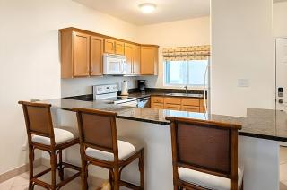 Kaibo Yacht Club 2 Bdr Beachfront Condo Hot Tub and Pool - 3