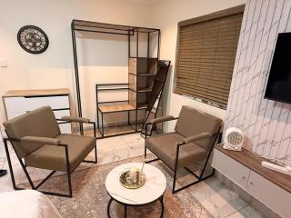 The Benjamin Guest House - 9