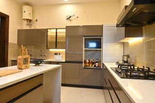 Sukuun Villa Airport Road #Luxury Pool Stay - 8