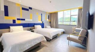 7 Days Inn Changsha Xingsha Zhongmaocheng Windows of the World - 8