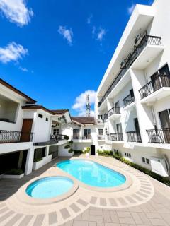 Country Chateau Hotel - 9