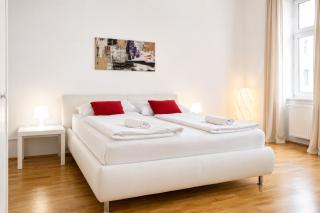 Affordable 3BR Apt Steps from Belvedere Palace - Vienna - 4
