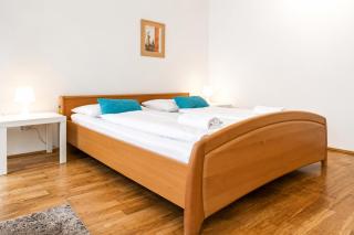 Affordable 3BR Apt Steps from Belvedere Palace - Vienna - 8