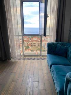 Nautilus 19 Pearl Sea View Apartment Odesa - 3