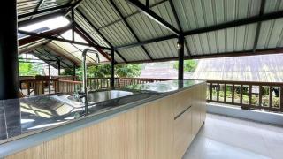 Cozy House with a Rooftop Yoga Space - 9