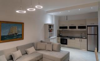 First line sea Apartment - 3