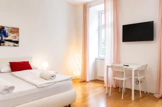 Central Vienna, Lovely Private Rooms in 3BR Shared Apt, TV & WIFI - 4