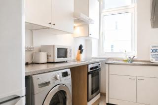 Central Vienna, Lovely Private Rooms in 3BR Shared Apt, TV & WIFI - 3